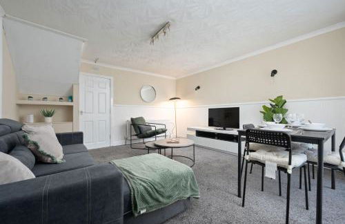 2BR Sleeps 6 with Parking Near Linlithgow Palace - Photo 29