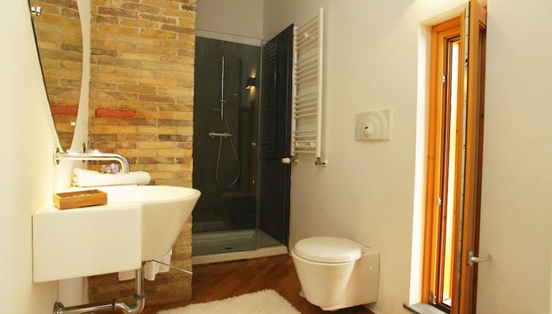 Badezimmerausstattung