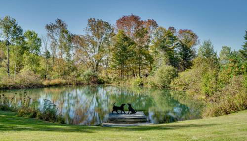 Private Spring-Fed Pond Idyllic Shrewsbury Cabin! - Foto 3