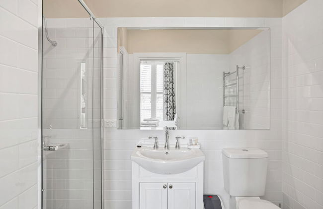 Grandview Accommodation - The Elm Tree Apartments - Photo 52