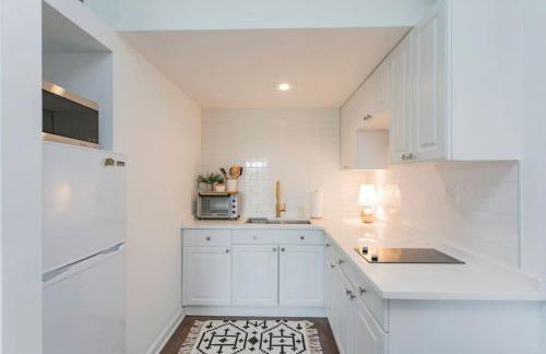 Home to the Stars on Music Row with Pool and Free Parking - Foto 13