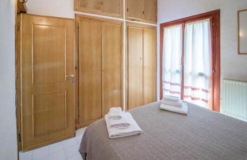 GuestHost - Dreamy Sea View with Pool - Photo 12