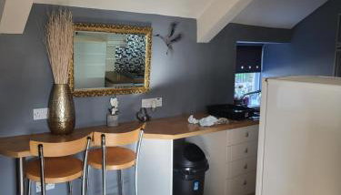 Three horse shoes - Foto 2