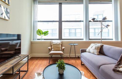 Sleeps 4! 2BR, Gym, Paid Parking, Close to Major Attractions - Foto 27