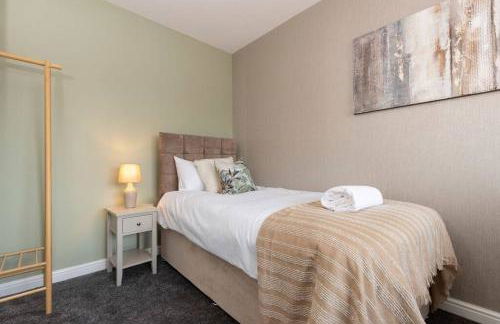 Lakeland House - Photo 10