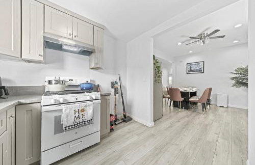 Great Location Oasis w Huge Backyard Near DTLA ,USC ,Ktown - Foto 31