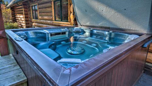 Custom Bitterroot Valley Cabin with Hot Tub and Views! - Foto 2