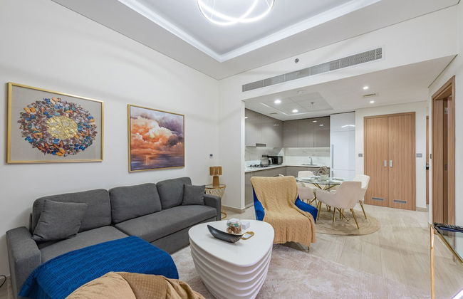 Cozy Convenient 1BR Haven in Al Jaddaf - Photo 7