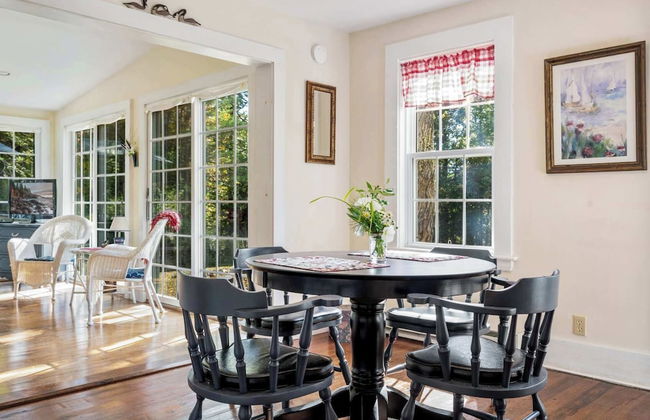 Nanas Hideaway 2 BDR Charmer! - Photo 26