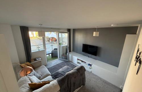 Stylish Marina Apartment with Stunning Views - Foto 26