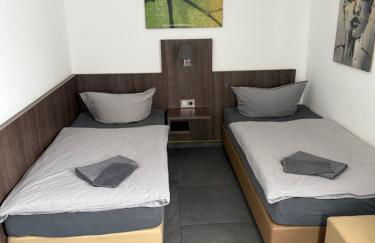 Im Tal 2 Haus - 2 WE, 5 SZ,3 Bäder, 11 Betten - Klimaanlage - Foto 32