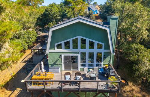 Forest Home with Deck, EV Station, King Beds - Foto 8