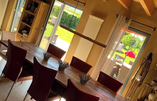 Beautiful Charming Wooden House - Foto 16