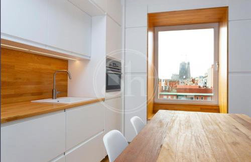 Bonito Apartamento con vistas a la Sagrada Familia - Foto 8