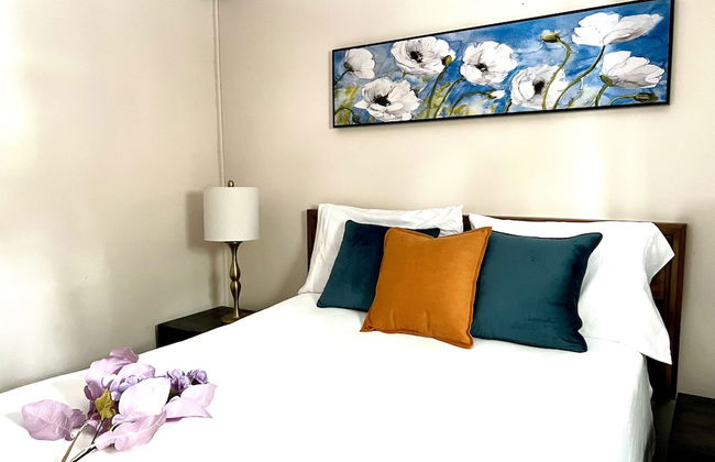 Multicultural Museum Cottages - Photo 2