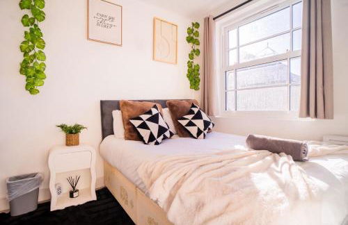 Snug studio near Gatwick - Foto 8