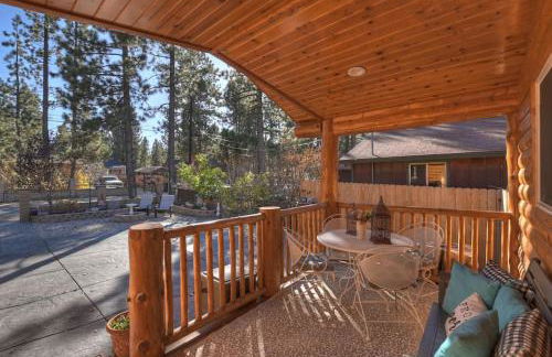 Stylish Elysian Big Bear Cabin w Enclosed backyard - Foto 18
