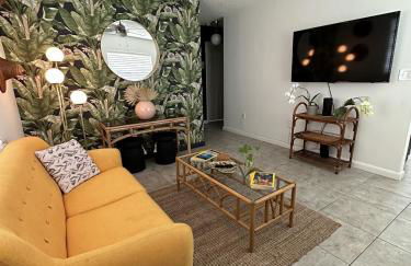 Miami's Cozy Tropical Getaway - Photo 4