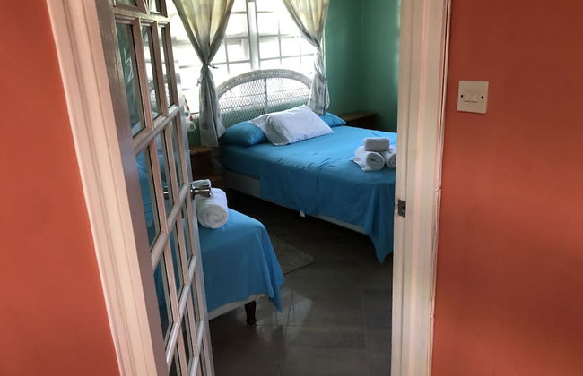 Coco Mango Suites - Photo 13