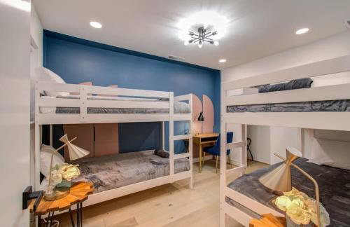 Spring Branch Paradise 4-BD Backyard Pool Oasis - Foto 30