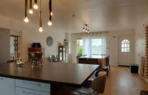 Maison spacieuse avec piscine à La Bazoche-Gouet - Foto 6