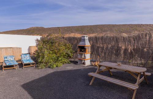 Casa Amaya - Spacious House with Pool, Large Garden, BBQ, 2 Terraces, and Ideal Location - Foto 18