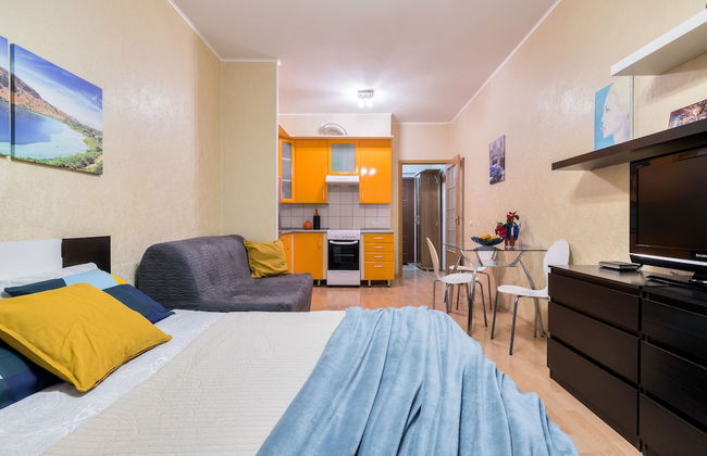 RentalSPb Studio with balcony - Foto 18