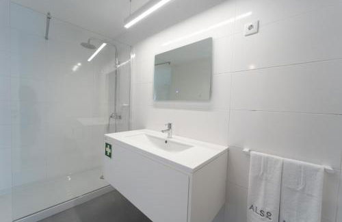 Oceanside Village 2 - Photo 18