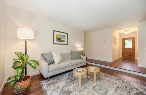 Family-Friendly Getaway Near Slide Hill Park home - Foto 28