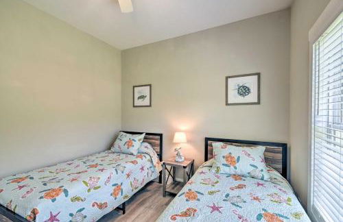 Ocean Isle Beach Home with Shared Lanai and Grill - Foto 24