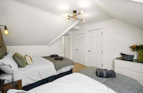 PRIME 3 BED HOUSE to BICESTER OUTLET for 8 People by Platinum Key Properties - Foto 13