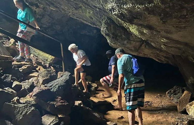 Galapagos Frontier Reserve + Lava Tunnels Tour - Photo 7