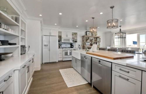 Luxury Ocean Views & Steps To The Sand - Tower 36 Lower Condo Unit - Photo 19