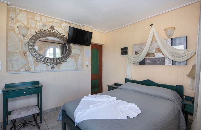 Hotel Castle Suites - Photo 51