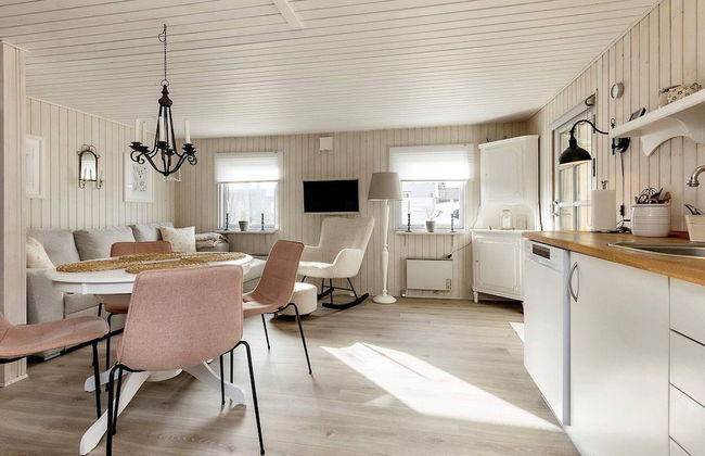 4 Person Holiday Home in Karrebaeksminde - Photo 9