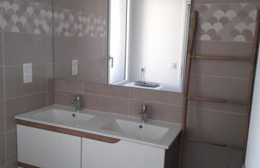 Gîte les gentianes Fleurs des Pyrénées - Foto 5