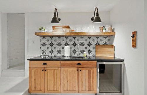 Relaxing Home Among The Redwoods - Dog-Friendly - Photo 31