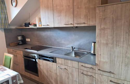 Bauernhof Finkel - Ferienwohnungen mit Balkon - Bergsicht - Traktor mitfahren - Tiere streicheln - entspannter Familienurlaub - zentrale Lage nahe Oberstdorf - Foto 17