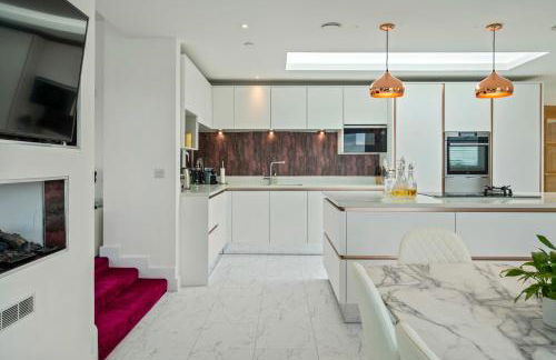 The Penthouse - Marine House - Photo 9