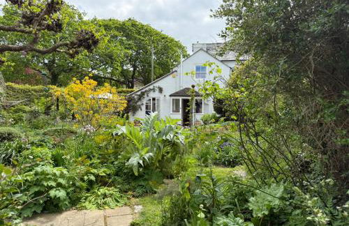 Tranquil Seaside Cottage by NewFo - Photo 79