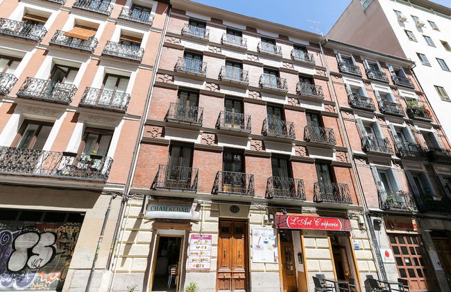 Feelathome Madrid Suites Apartments - Foto 54