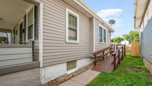 Dayton Street Sports Haven - 3 Bed 2 Bath Sleeps 8 - Foto 4