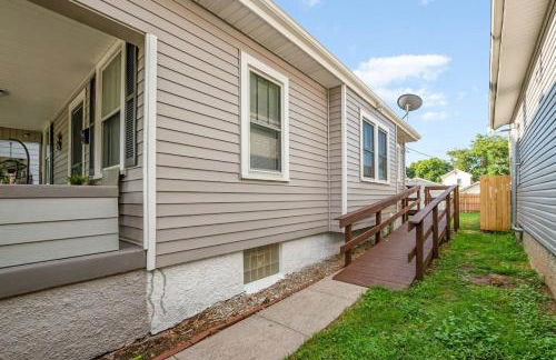 Dayton Street Sports Haven - 3 Bed 2 Bath Sleeps 8 - Foto 4