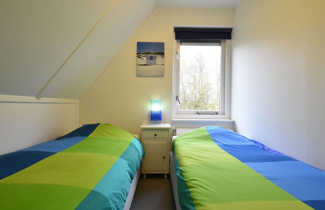 Quaint Holiday Home in Zonnemaire With Roofed Terrace - Foto 9