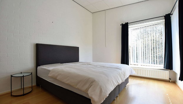 Luxury Holiday Home in the South of Limburg Province with Hot Tub, Sauna, Large Garden - Foto 5, Habitación