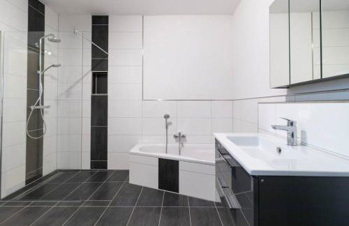 200m² Wohnung mit 6 Schlafzimmer - Foto 30