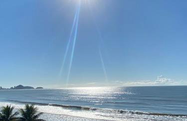 Apt com vista para o mar e churrasqueira - Foto 19