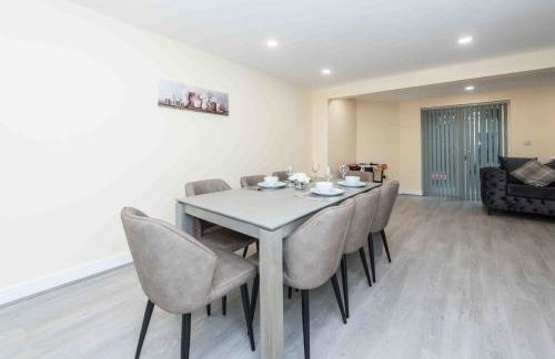 Beautiful, Peaceful, 5 Bedroom home with Hot Tub! - Foto 7