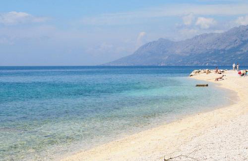 Authentic Dalmatian Hillside Escape With Pool, Sauna & BBQ - Photo 11