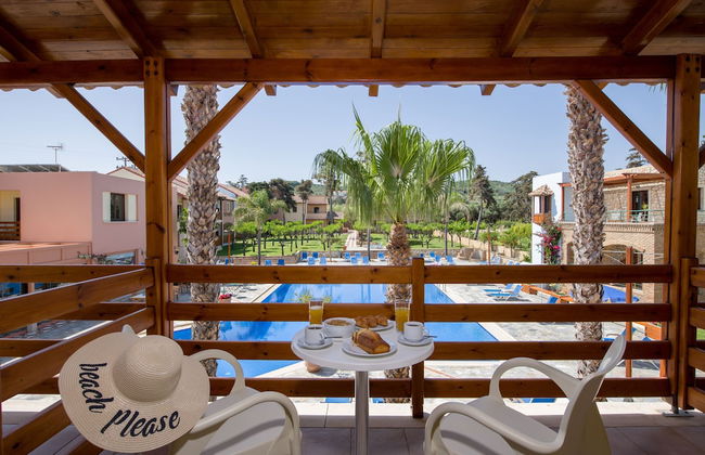 Omega Platanias - Foto 70